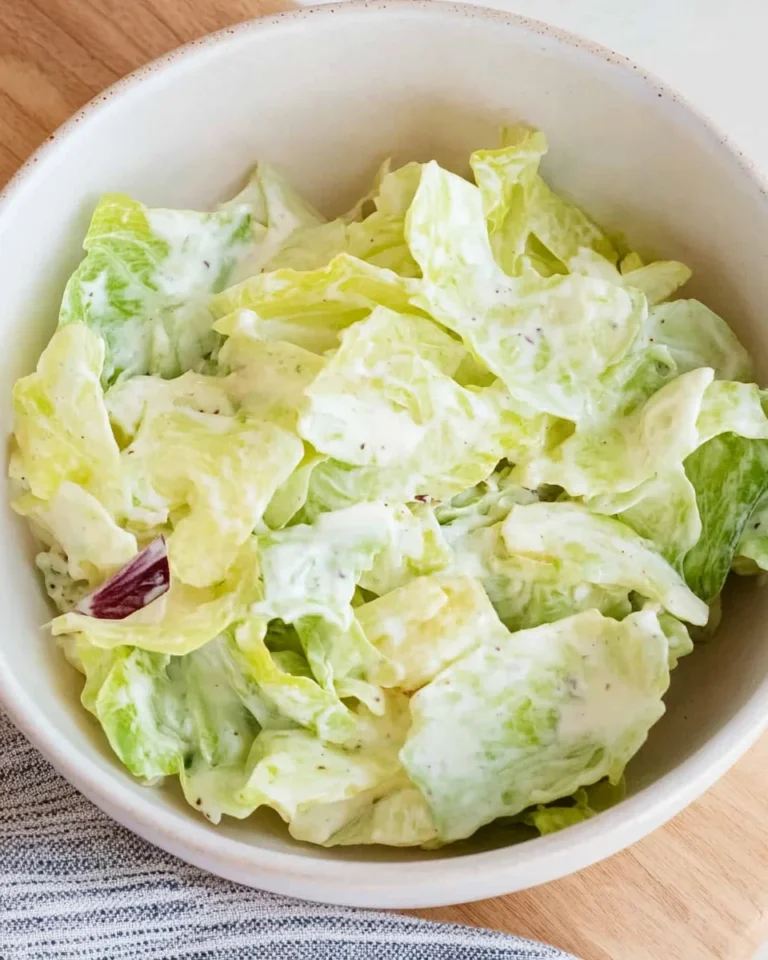 Eisbergsalat-Dressing mit Schmand und Zitrone