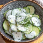Gurkensalat mit Sahne & Dill - Omas einfaches Rezept