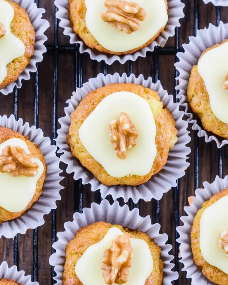 Karotten Muffins - saftig mit Nuss und Öl