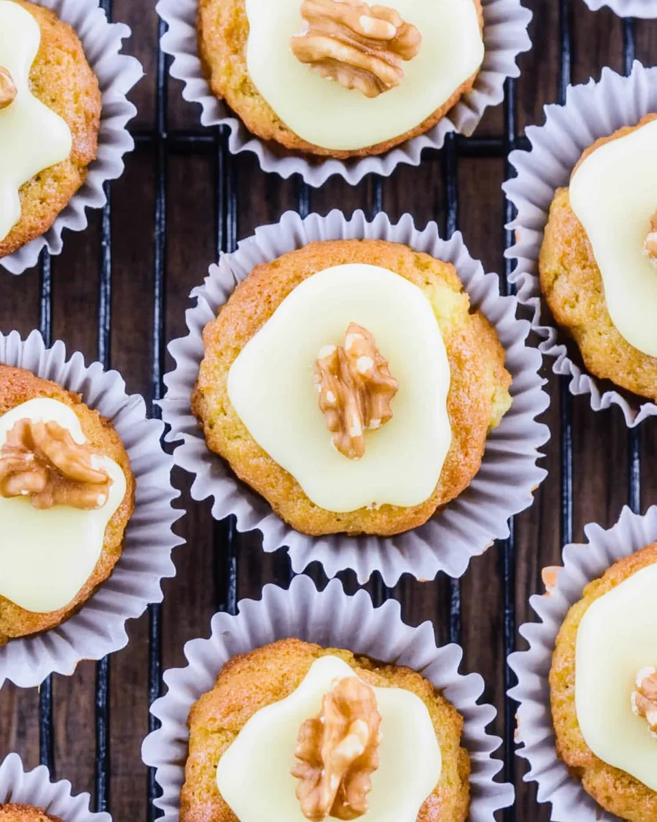 Karotten Muffins - saftig mit Nuss und Öl